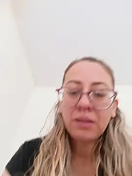 Chat XXX en directo de miss_hanna07