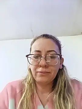 XXX chat uživo modela miss_hanna07