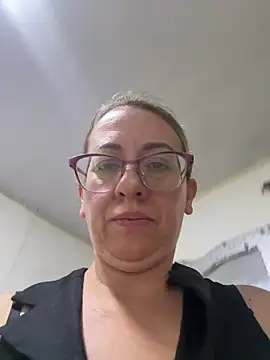 Chat XXX en directo de miss_hanna07