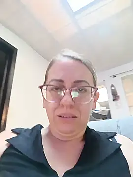 miss_hanna07's Live Chat Room