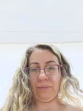 Živý XXX chat miss_hanna07