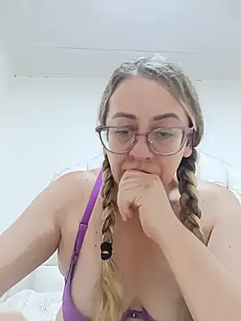 Živý XXX chat miss_hanna07