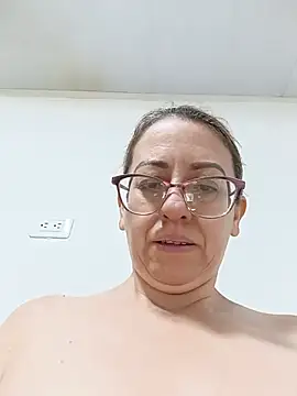 Chatroom XXX en direct de miss_hanna07