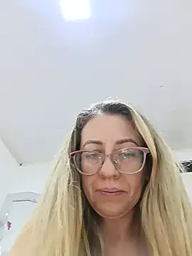 Živý XXX chat miss_hanna07