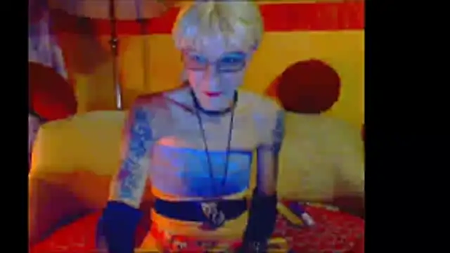 cuxladyboy Adlı Modelin Web Kamerası Şovu