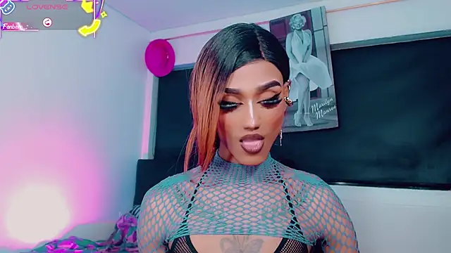Show modela Kendall_hornyy na web-kameri