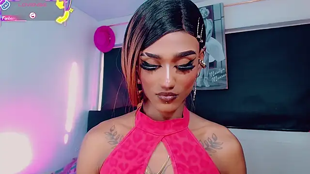 Kendall_hornyy Show in webcam