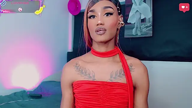 Kendall_hornyy Show in webcam