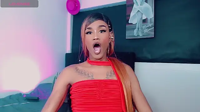 Pokazy przed kamerką – Kendall_hornyy