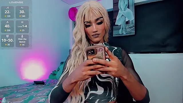 Show modela Kendall_hornyy na web-kameri