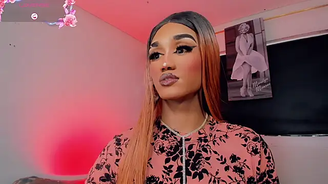 Kendall_hornyy Show in webcam