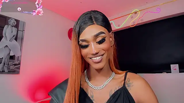 Kendall_hornyy Show in webcam