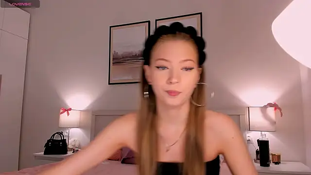 diana_nier's Live XXX Chat