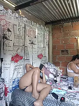 sexy-latin10's Webcam Show