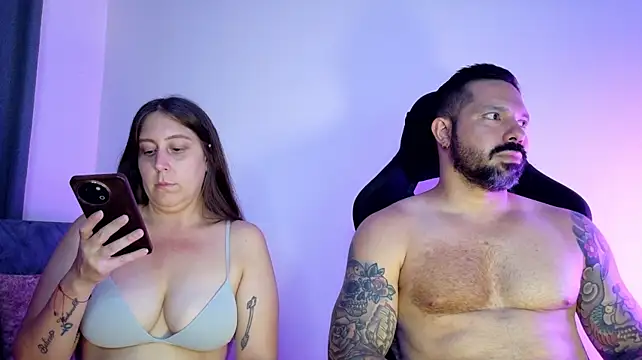 FreeLoveCouple Chat XXX in diretta