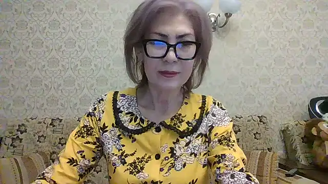 Elegant00Lady Show in webcam