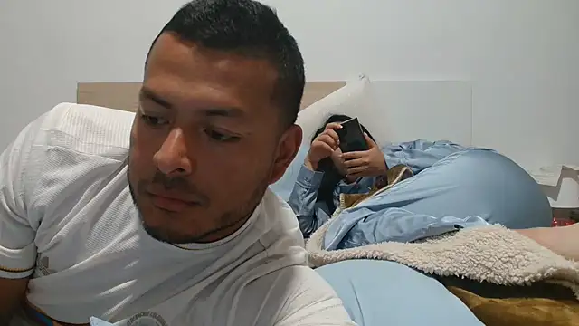 LATINO9318 网络视讯表演