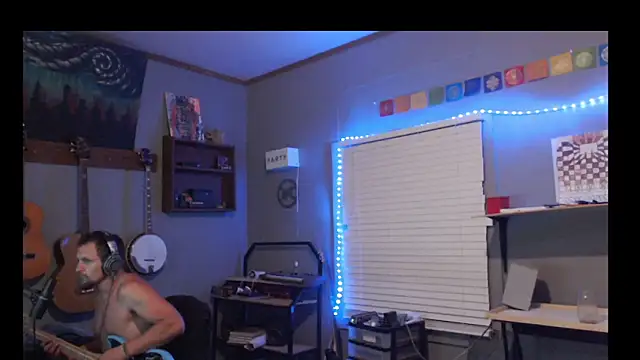 itsjameswebbscope's Webcam Show