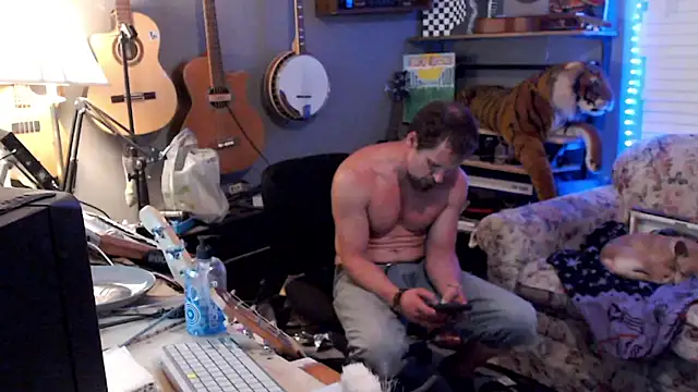 itsjameswebbscope's Webcam Show