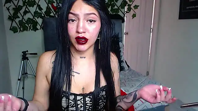 Violettasquirt's Live XXX Chat