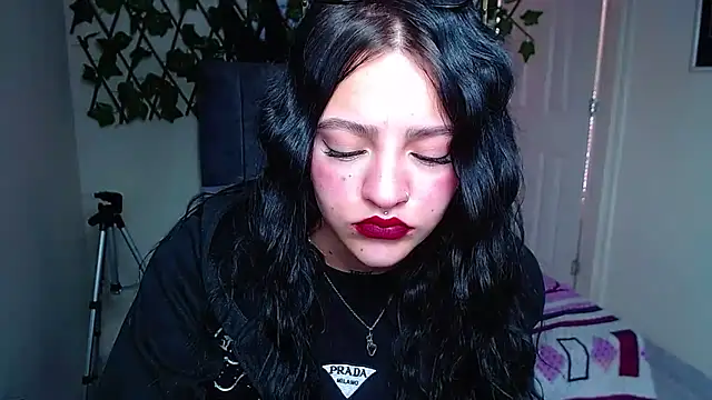 Violettasquirt live XXX chat