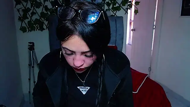Violettasquirt's Live XXX Chat