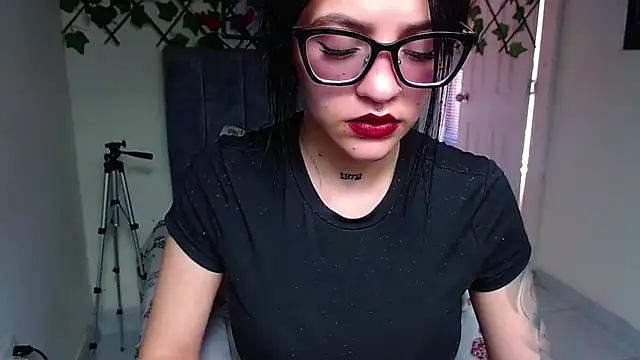 Violettasquirt – webcam-show