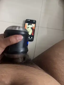 Show modela Creepyradish na web-kameri