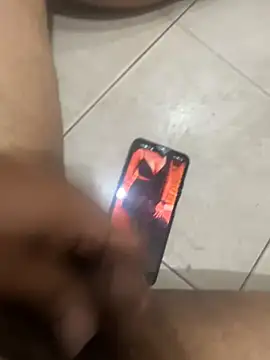 Pertunjukan Kamera Web Creepyradish