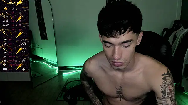 Damon__333 在線直播表演