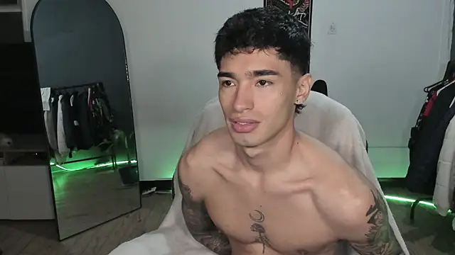 Damon__333 网络视讯表演