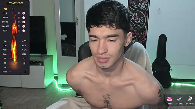 Damon__333 Show Webcam