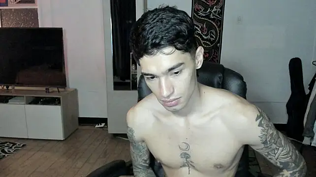 Damon__333 Webcam Show
