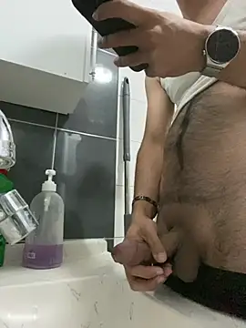 Crazyturko07 Show in webcam