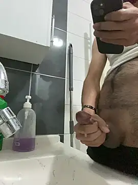 Crazyturko07 webkamerás műsora