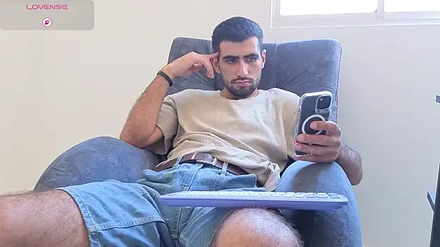 Ethan__Walkern Webbikameraesitys
