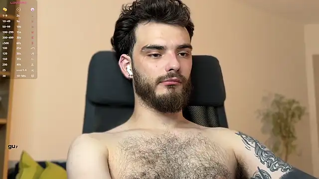 guynextfurr Show Webcam