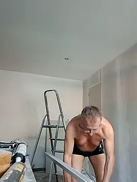 claudeperver68 Show in webcam
