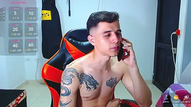 Show de ADAM_HOT na webcam