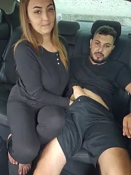 הופעת וובקאם של samyra_angel