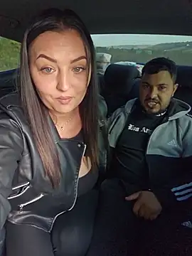 הופעת וובקאם של samyra_angel