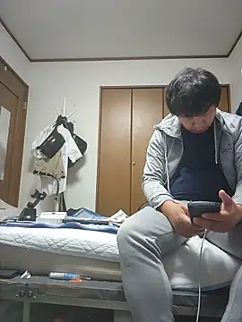 07YUKIO Pertunjukan Webcam