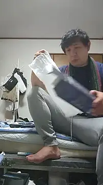 07YUKIO Pertunjukan Webcam