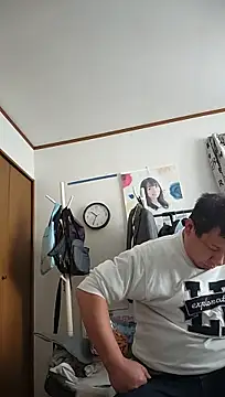 07YUKIO Show in webcam