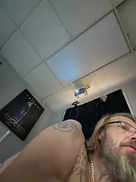 THE-CHAMPLOVENIPPLES73 – webcam-show