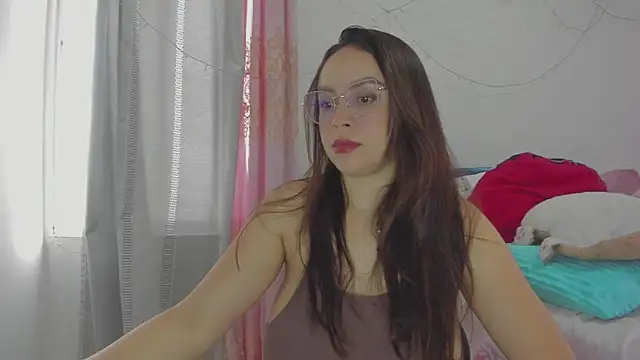 Živý XXX chat HARLEYNAPIER