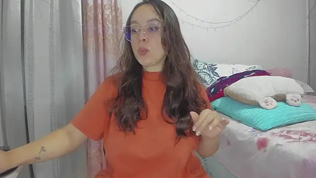 Chat +18 de HARLEYNAPIER ao vivo