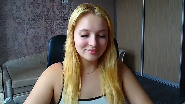 Milka_kiss_ Adlı Modelin Canlı XXX Sohbeti
