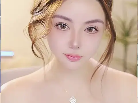 Chat XXX en directo de Qiaoqiao__