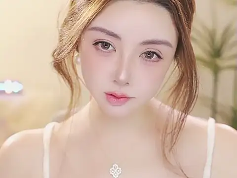 Czat XXX na żywo – Qiaoqiao__